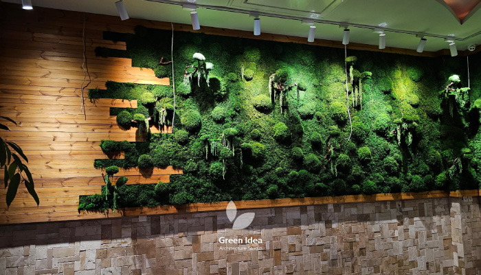 نمونه کار | دیوار خزه ای رستوران آرشه تهران