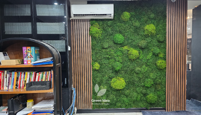 پروژه دیوار خزهای در خانه تجار تهران